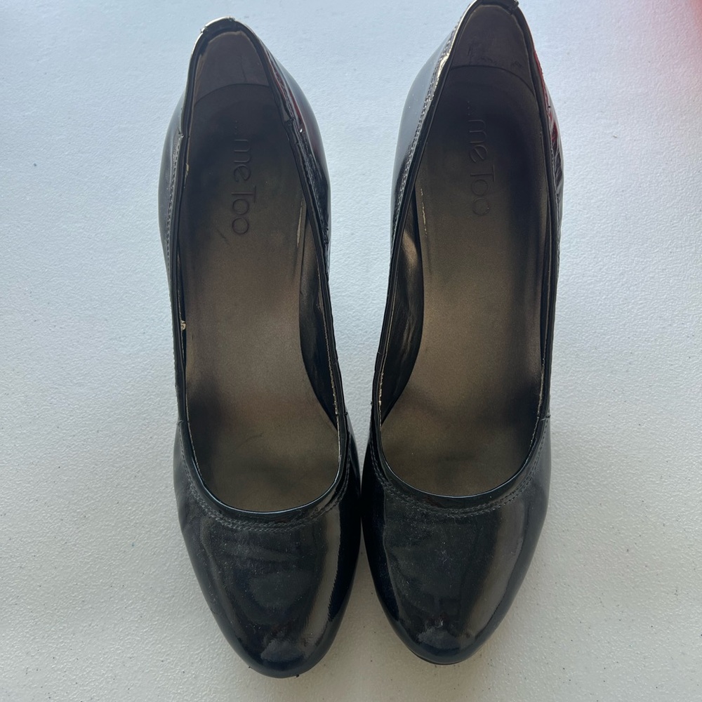 Me Too Shiny Black Pumps